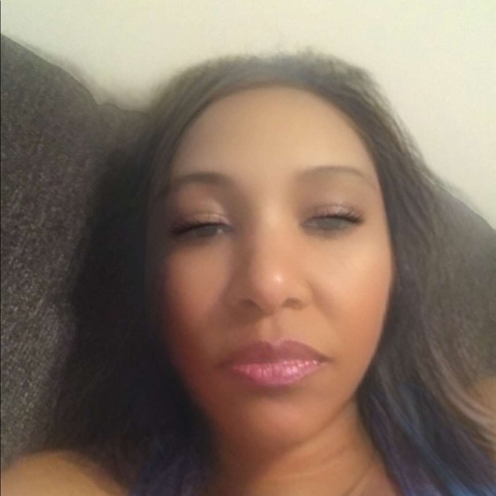 Meet your Posher, Toya